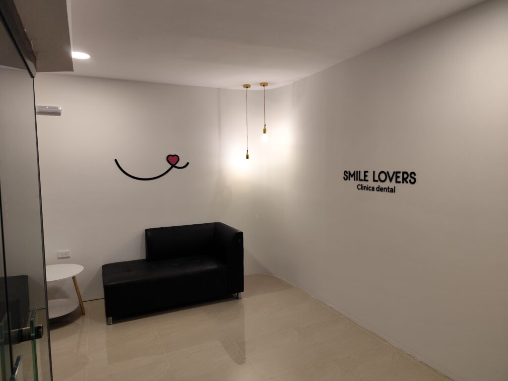 Smile Lovers, Clínica Dental